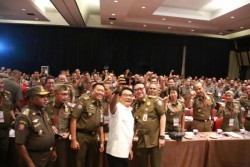 Mendagri Ingatkan Satpol PP Harus Netral dalam Pemilu